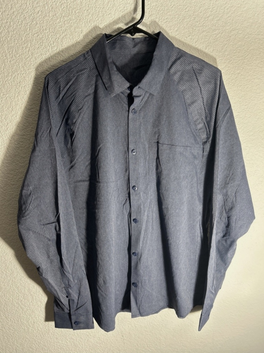 Lululemon Men's Size XL Blue/White Striped Button Front Long Sleeve Shirt euc